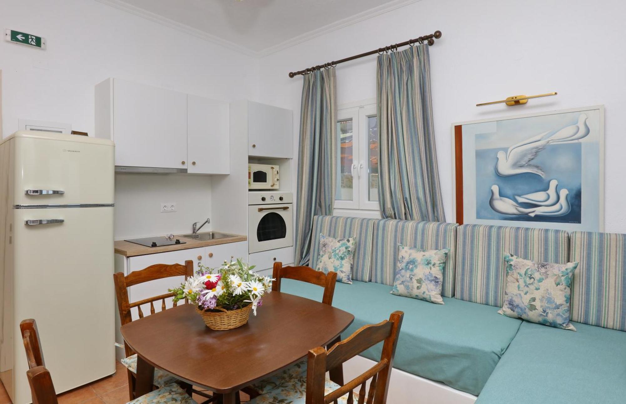 Liagka Villa สโกเปลอสทาวน์ ภายนอก รูปภาพ